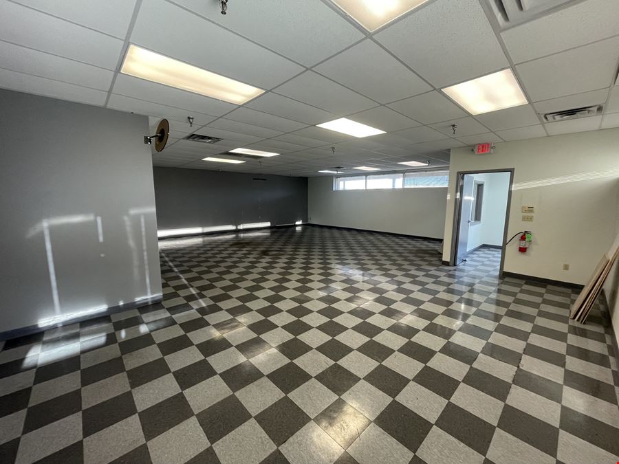 Crosstown Business Center