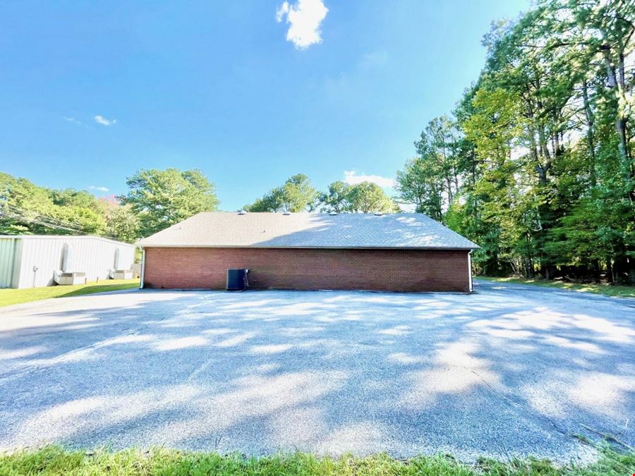1250 Bettydale Dr