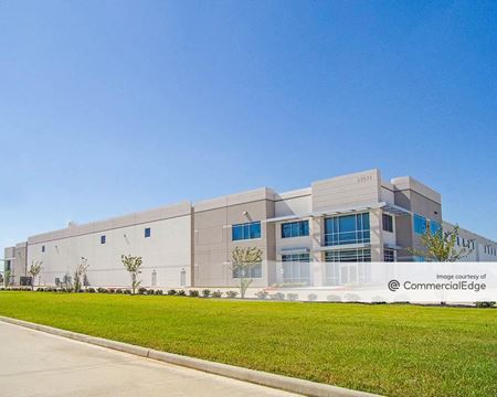 Preview of commercial space at 22533 NW Lake Drive
