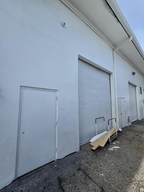 Full warehouse 100% A/C Unit 11923