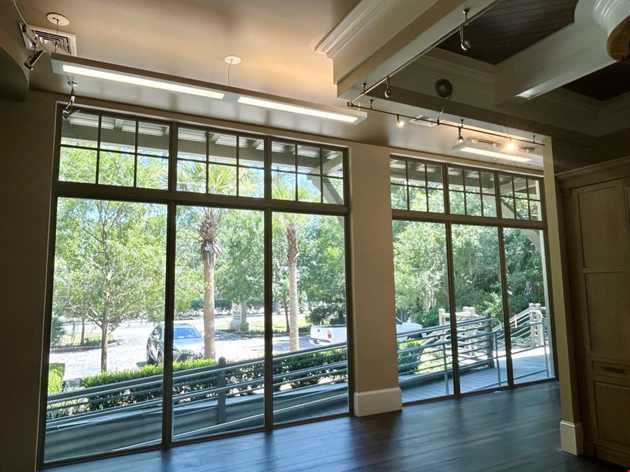 Class A Office Building With Direct Frontage On Hwy 278
