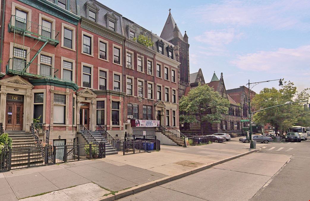 242 Lenox Ave
