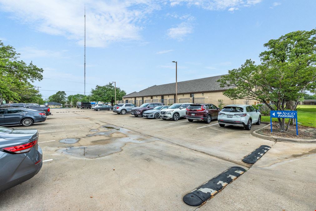 1215 East Villa Maria Road