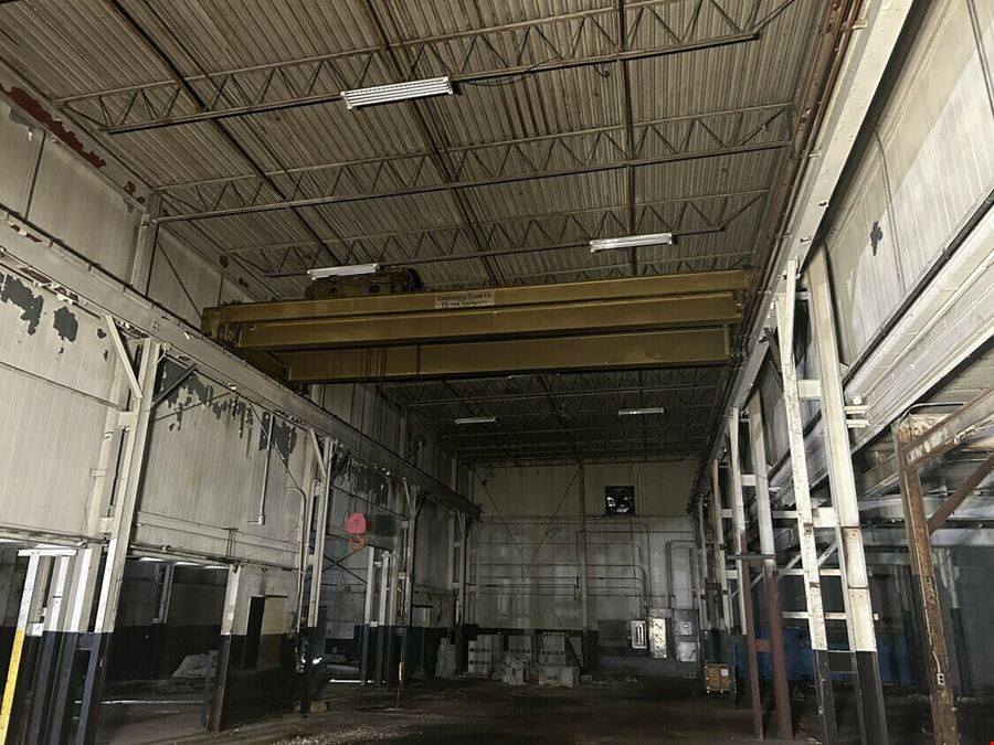 Detroit - Industrial Warehouse