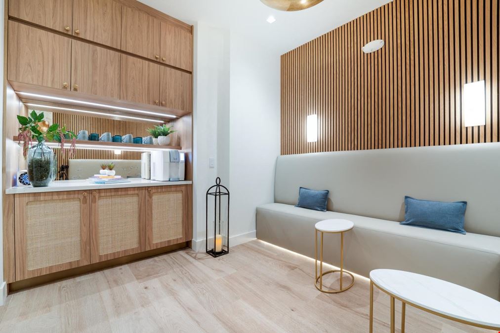 CORAL GABLES WELLNESS & AESTHETIC FACILITY