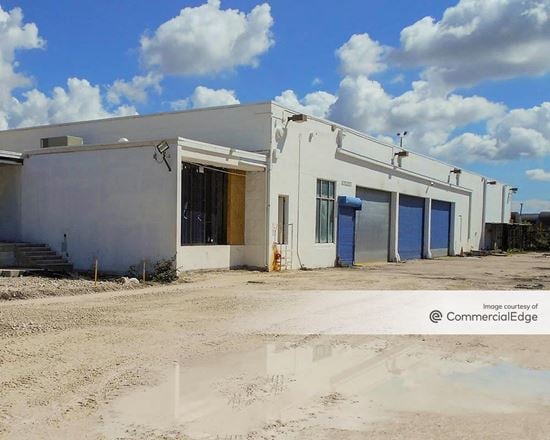 Preview of Industrial space for Rent at 6501 NW 37 Avenue
