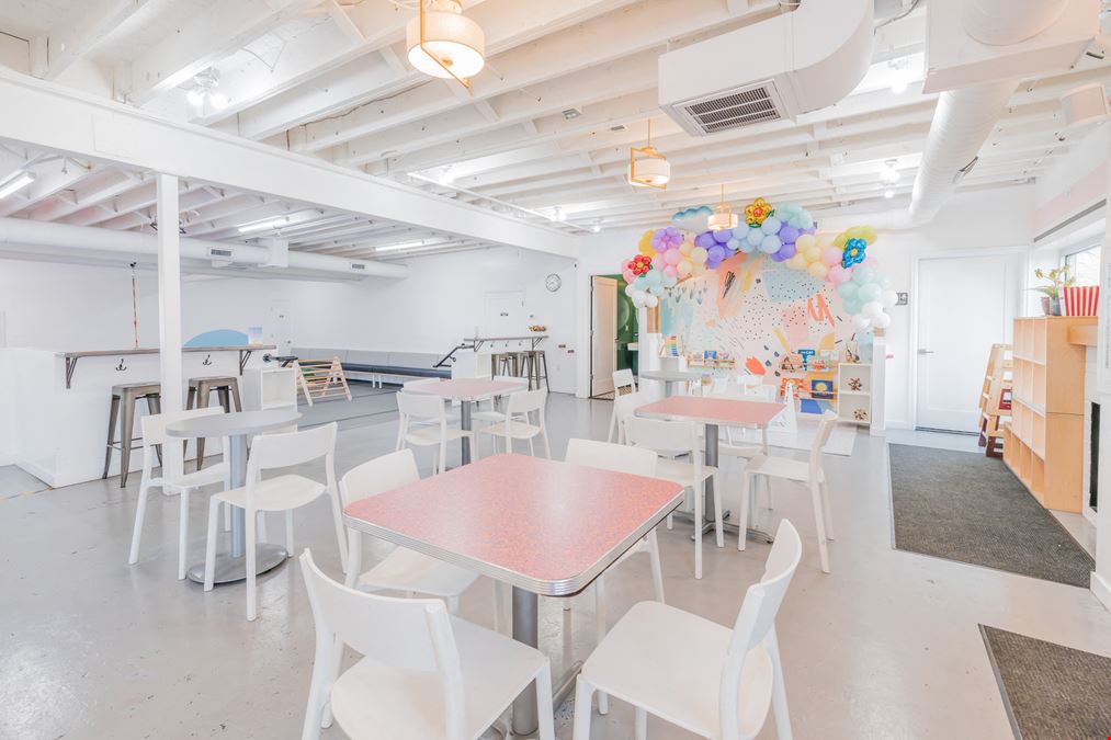 1330 W 38th Ave