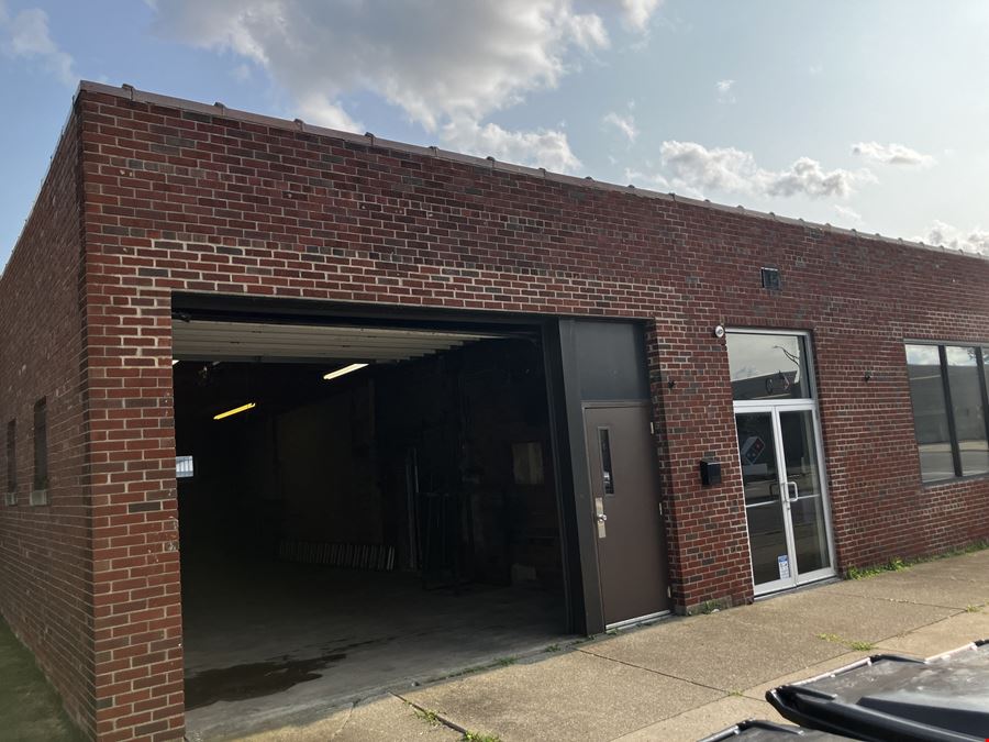 3147 Delaware Ave
