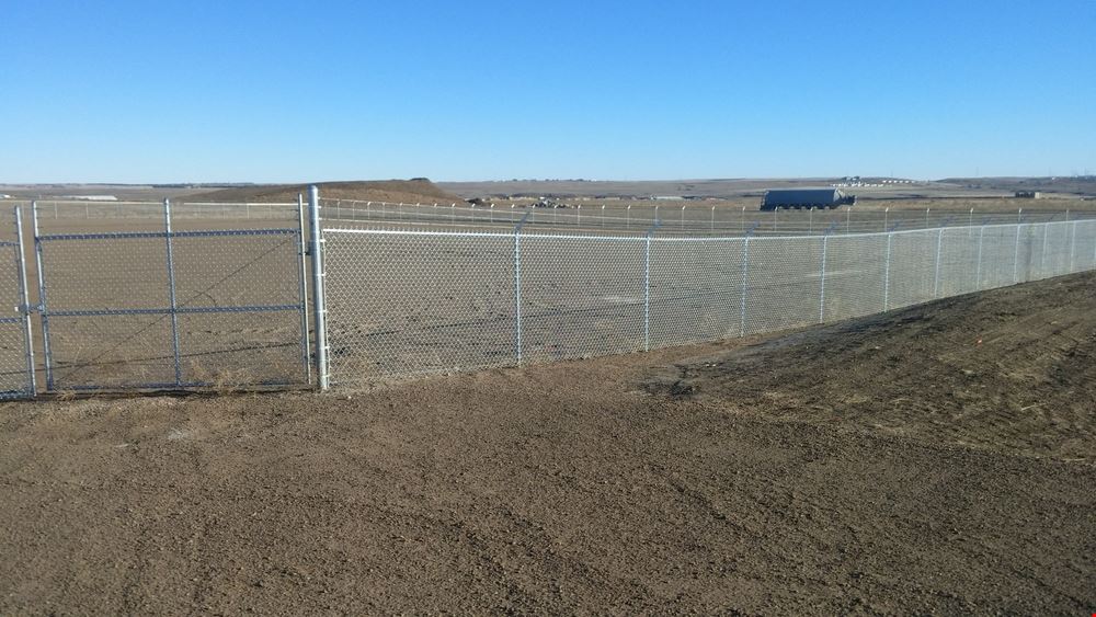 Fenced & Graveled Storage Yard for Lease