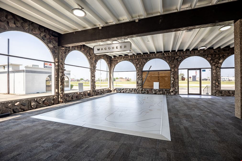 3705 Frontage Rd