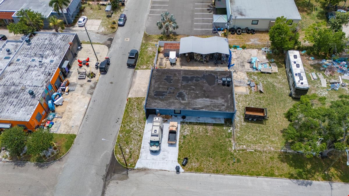 579 27th Street South