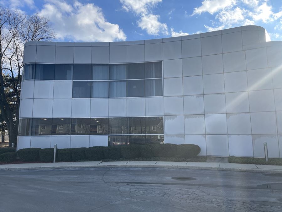 1700 Central Plaza