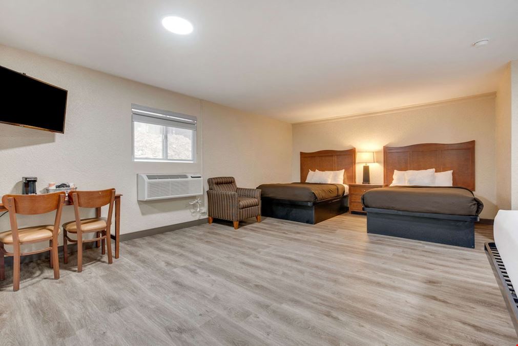 Quality Inn & Suburban Studios