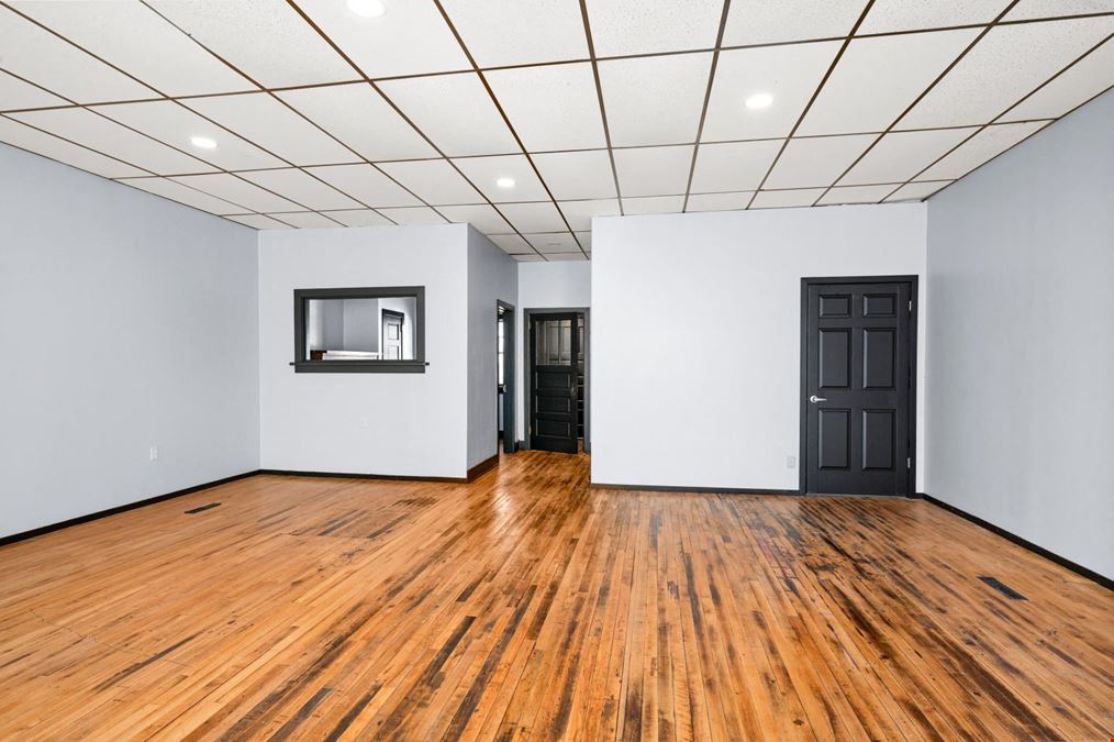 Solid Retail Location|113 W 7th Ave Floodwood, MN 55736