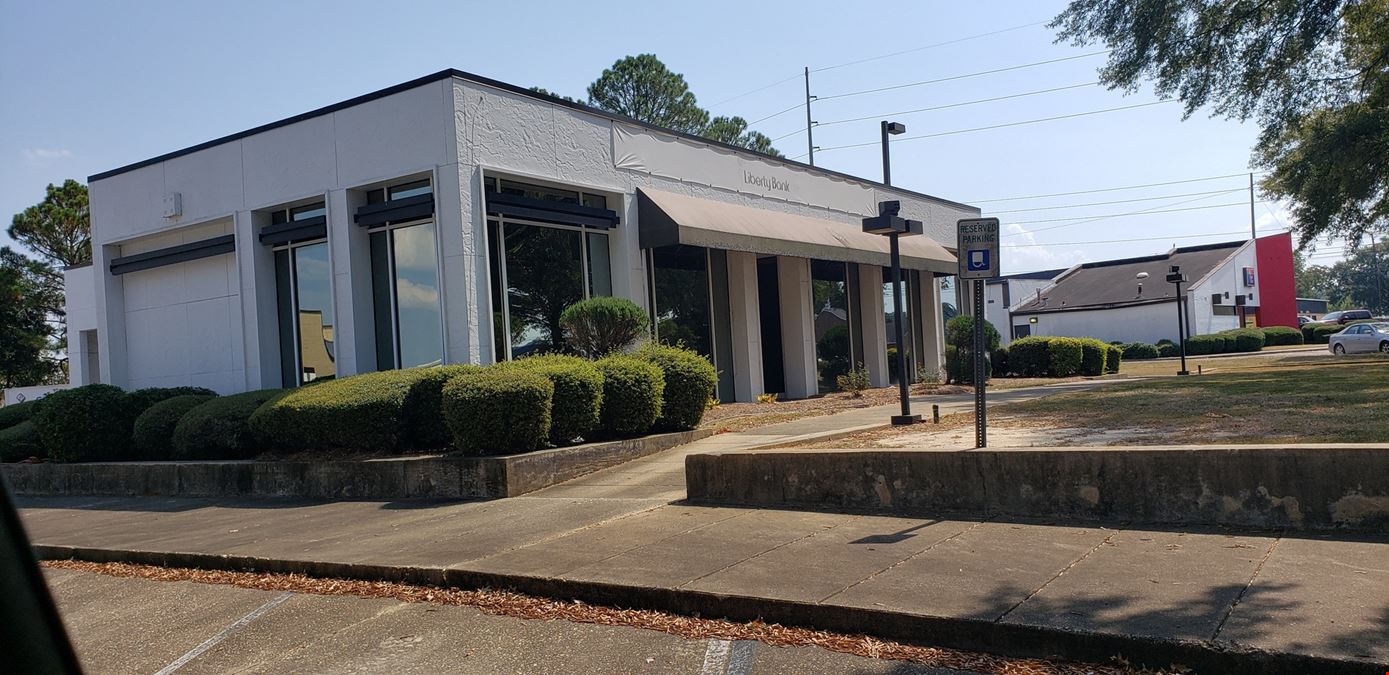 Bank/Credit Union Building for Sale