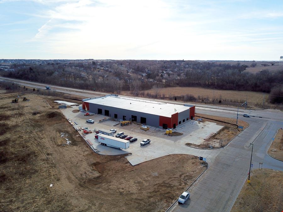 13770 Hwy 370 - Industrial Building