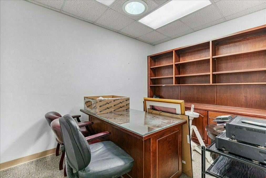 7733 W. Newberry Road, Unit B-3 - Professional/Medical Office