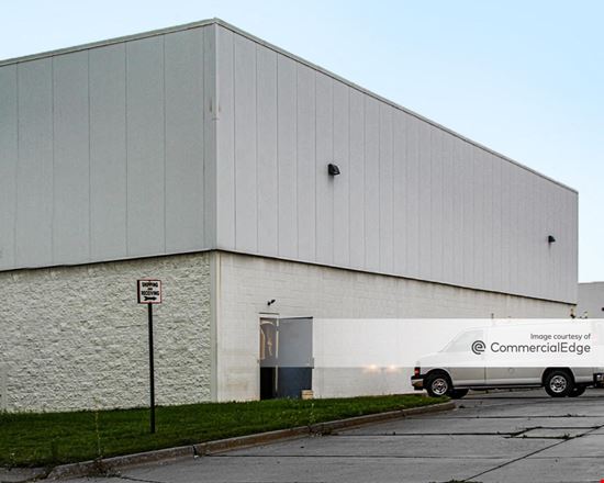 Preview of Industrial space for Rent at 1750 East Lincoln Avenue