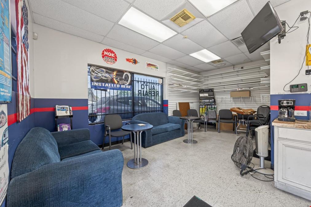 12639 Westheimer Rd., Houston, TX 77077