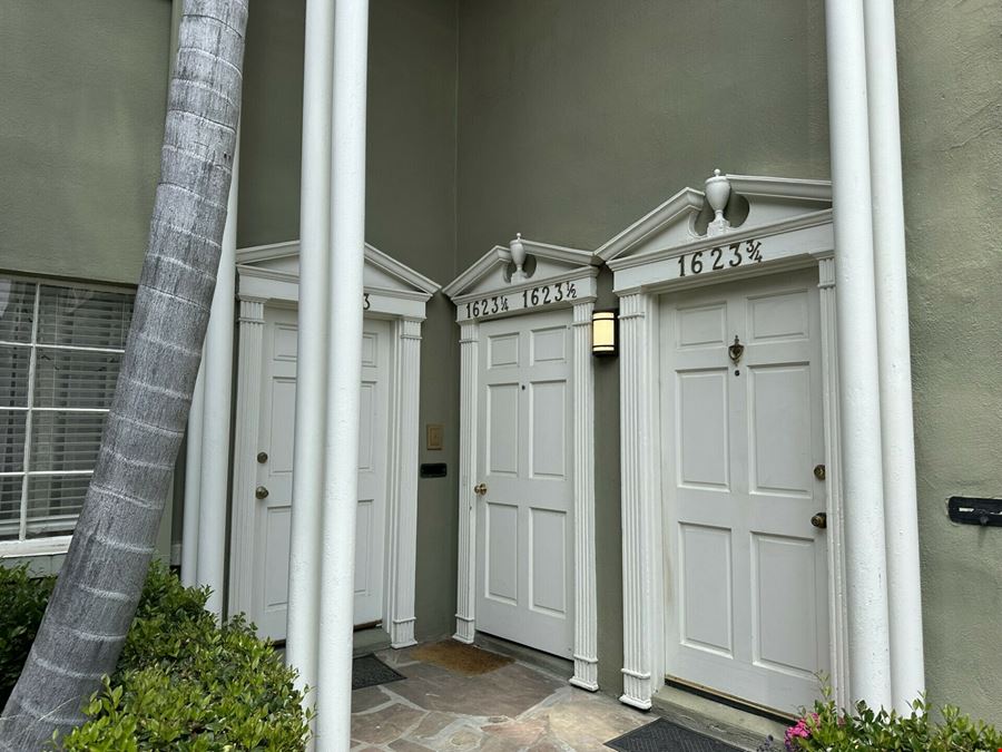 The Hillhurst Avenue Residences