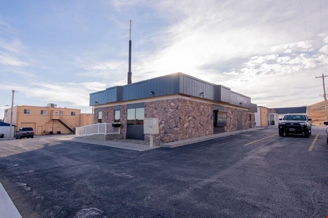 Preview of Office space for Rent at 811 E Saint Andrew St.