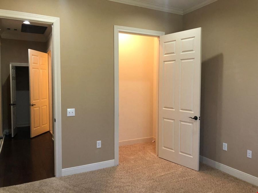 4501 Cartwright