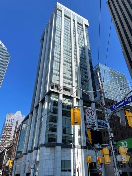 Preview of commercial space at 401 Bay Street