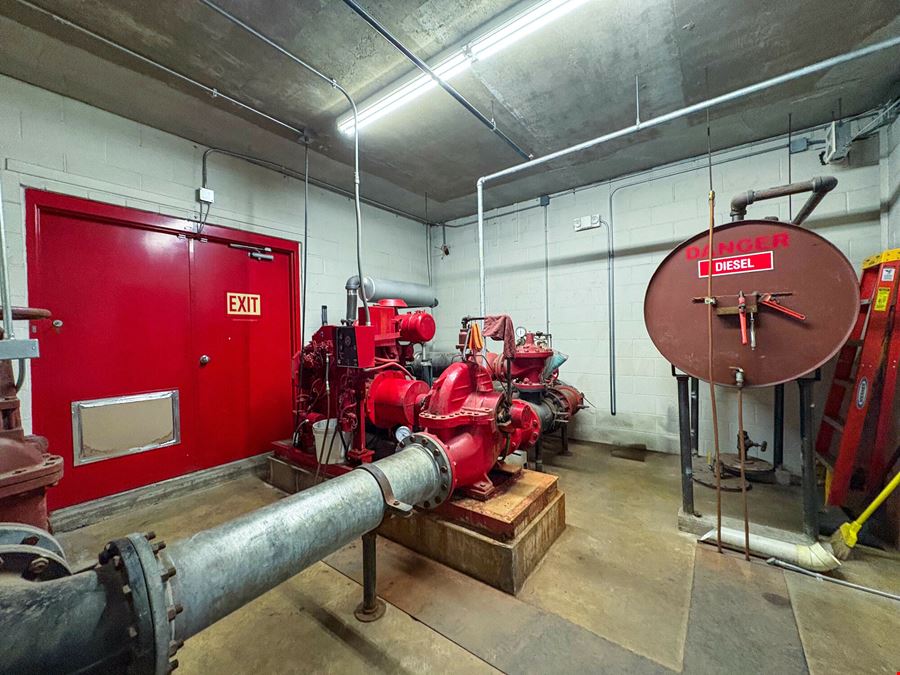 2415 3rd Ave Industrial Lease