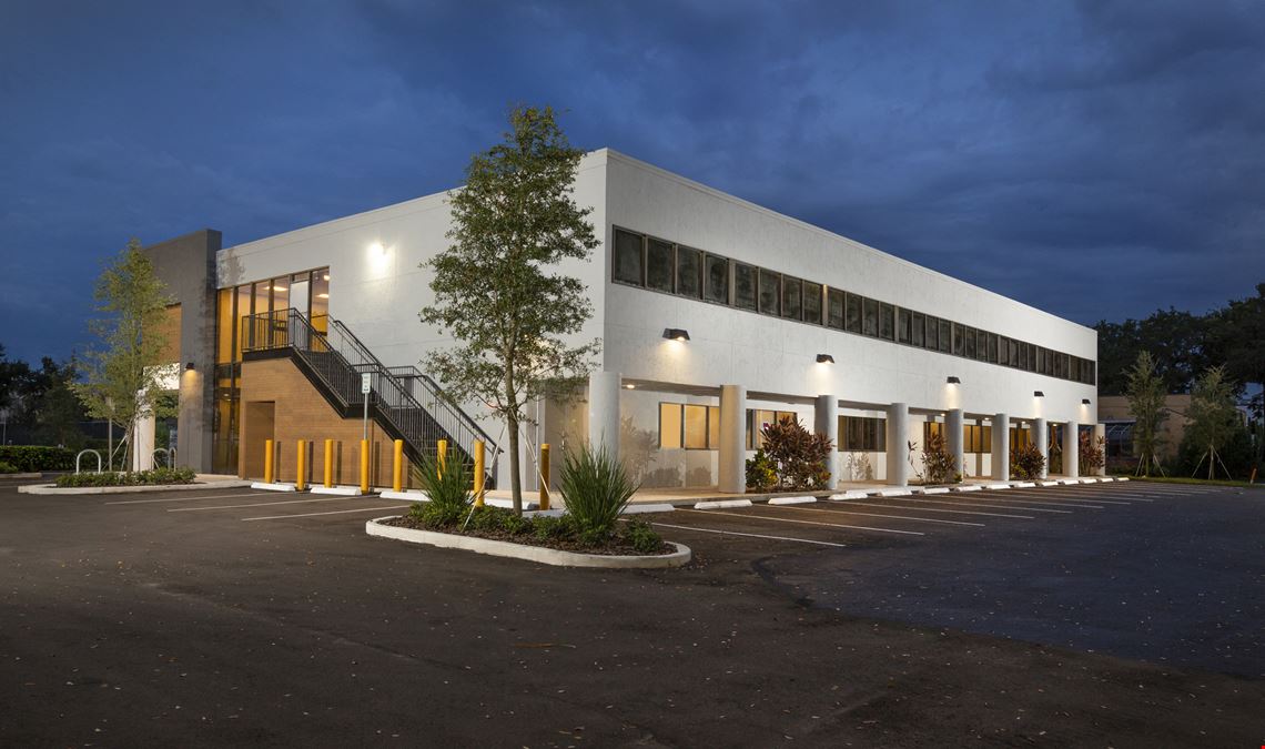 Plaza Del Prado Office Space