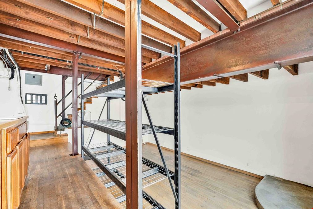 282 Scholes St