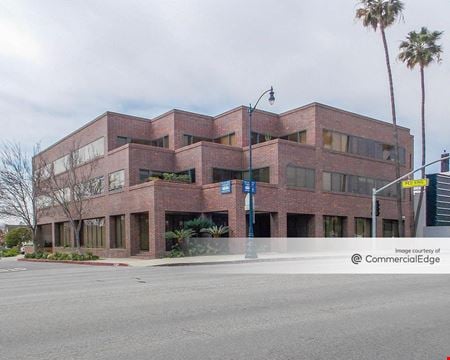 Preview of Commercial space for Rent at 8840 Wilshire Blvd