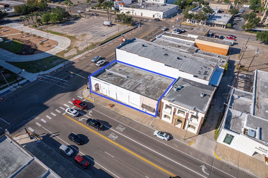 4,422 SF | Hard corner property  | Downtown Edinburg, TX