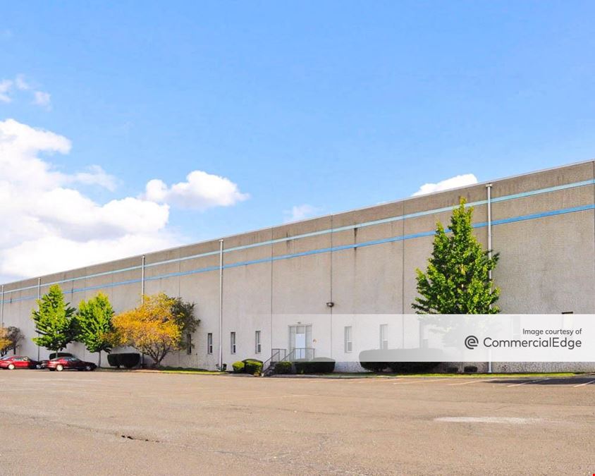 Bristol Industrial Park - 41 Runway Road