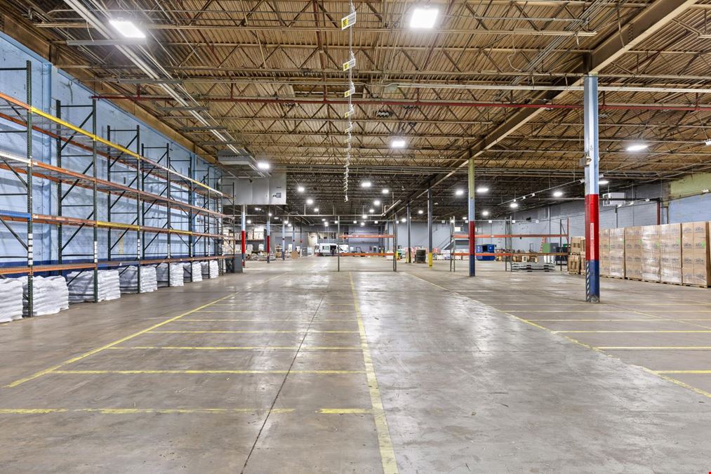 Large Warehouse Spaces Available Trenton GA