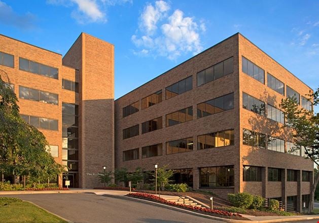 Preview of Office space for Rent at 1122 Kenilworth Drive