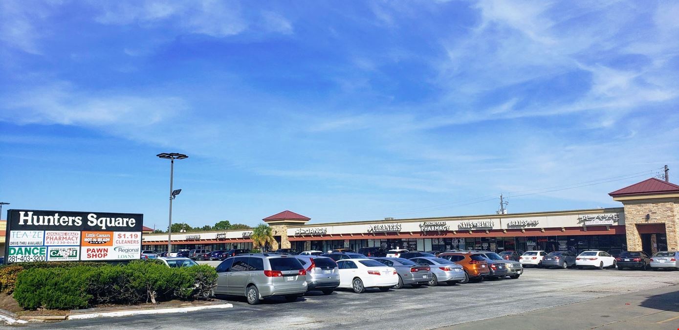 Hunter's Square Shopping Center