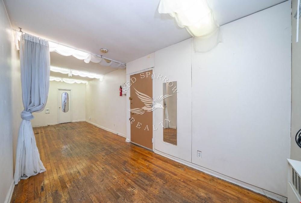 252 East 89th Street Commercial, OneD