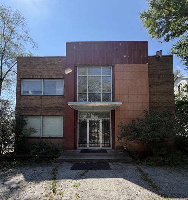2639 Upton Ave