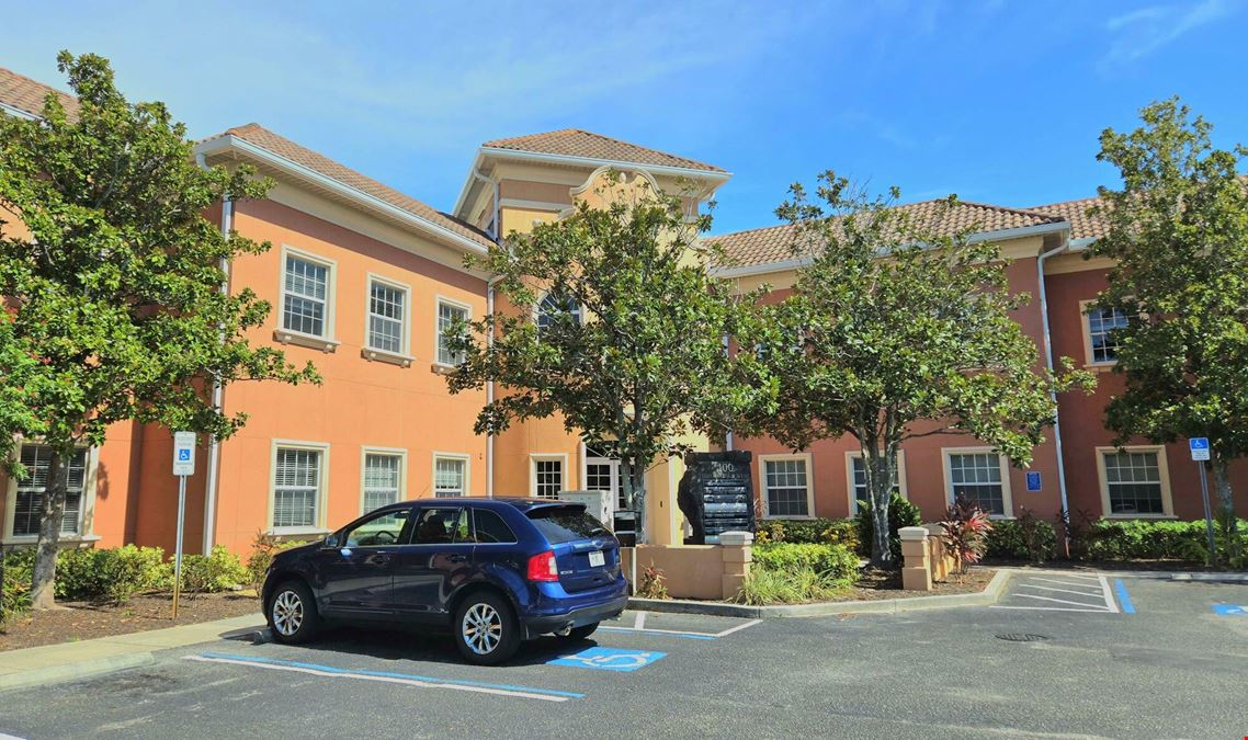 Immaculate Riverwalk Park Office Space!