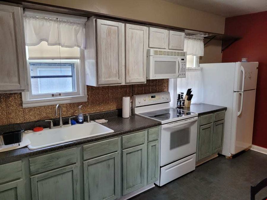 24 10th St NW Rochester MN - Lowertown Duplex