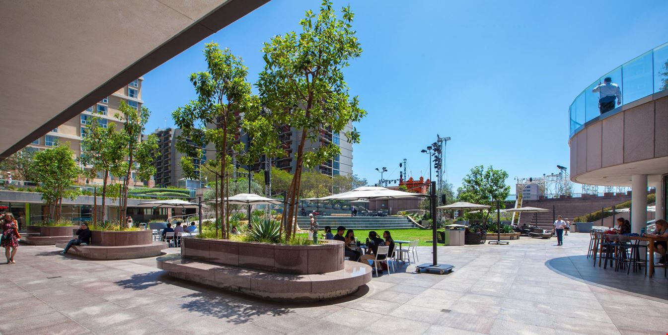 CAL Marketplace @ 2CAL Plaza