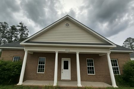 Preview of commercial space at 1011 East Ave