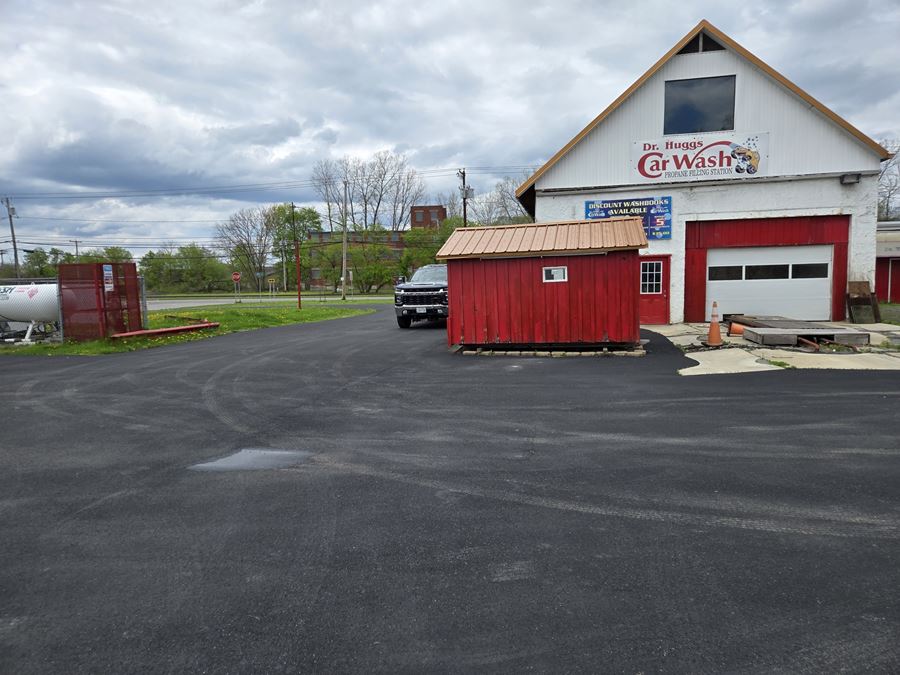 627 Erie Ave - Former Dr. Hugg's Car Wash
