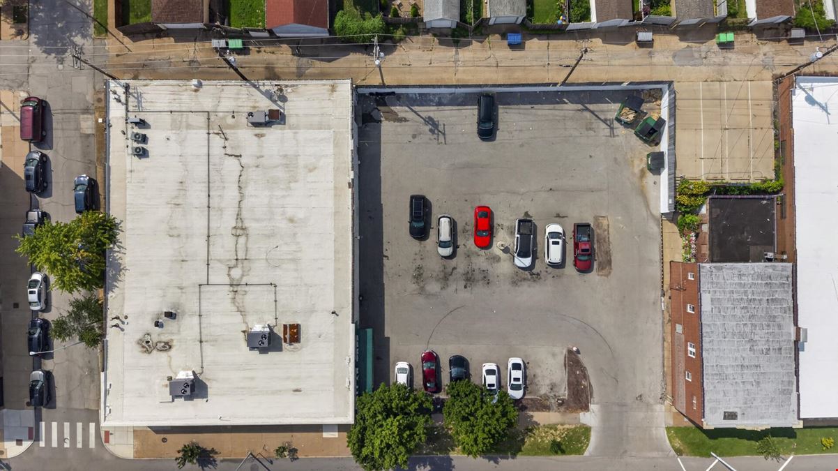 Freestanding Retail On South Kingshighway