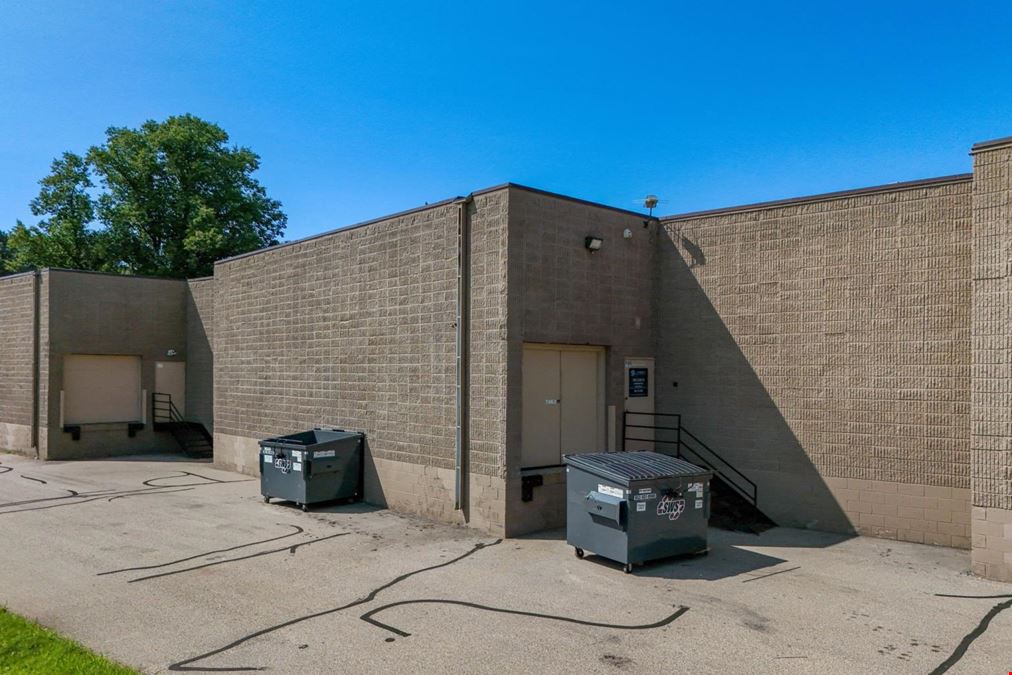 7463 & 7467 Cahill Road