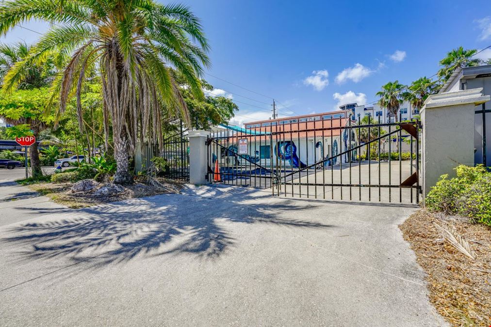 423 N. Lemon Ave