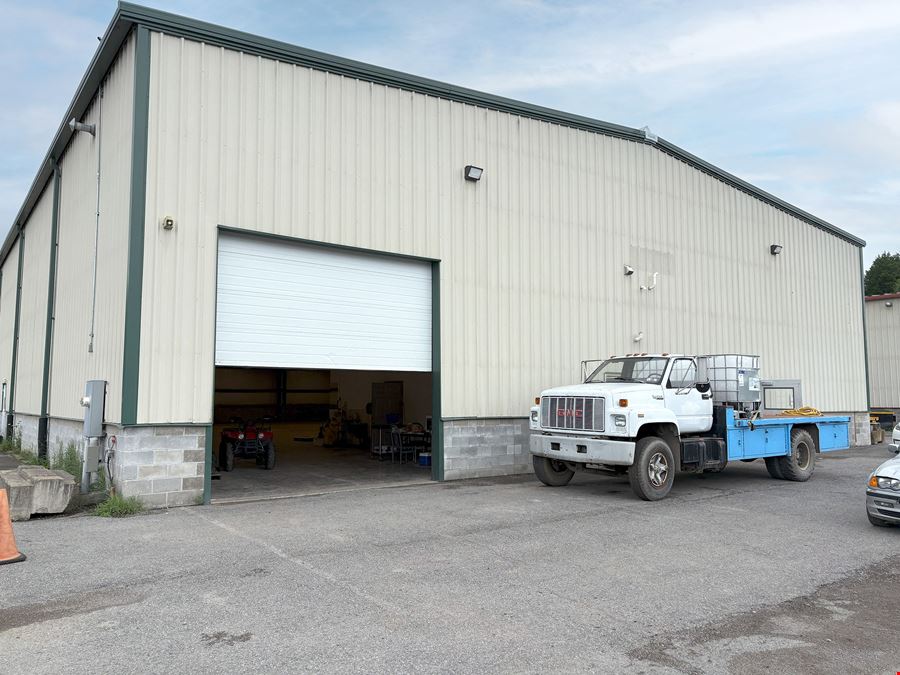 Phoenix Industrial Park - 10,000 SF Warehouse Available