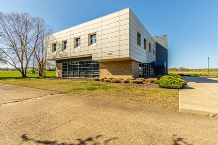 Preview of Office space for Sale at 5422 Darlington Rd