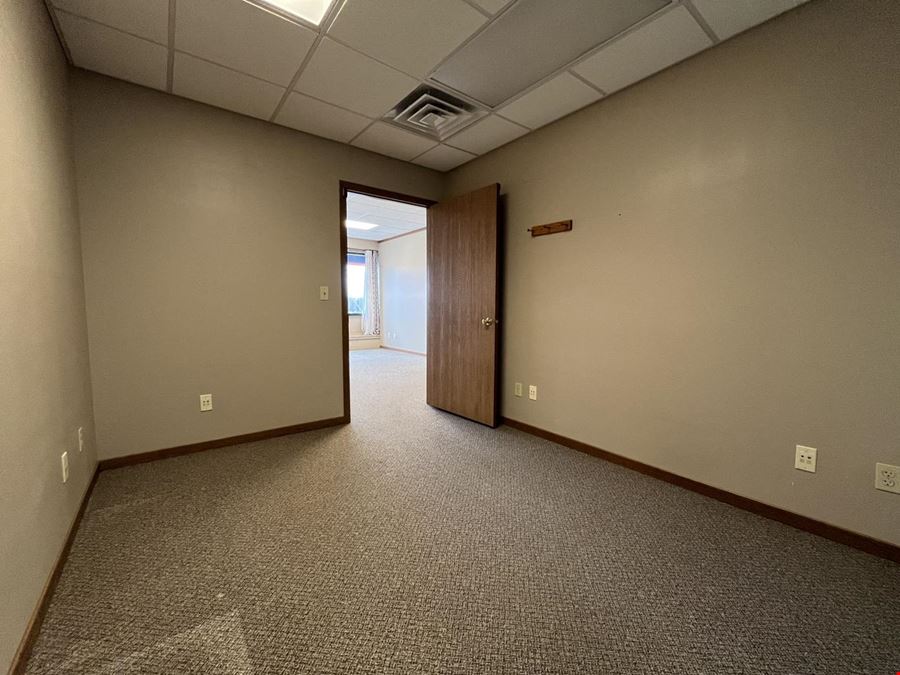 1104 Jackson Blvd