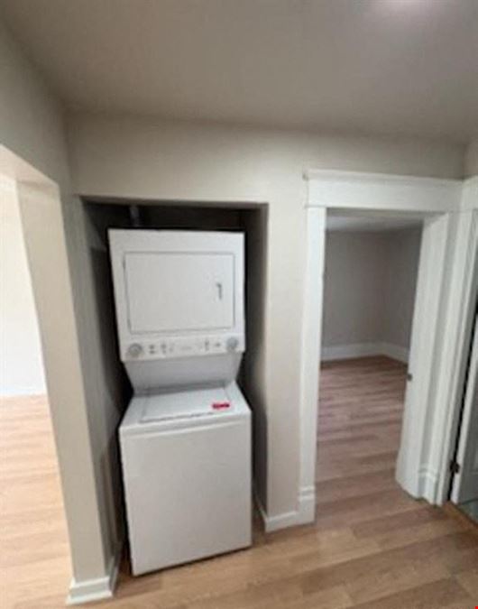 1611 W Barker Ave